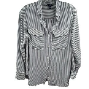 Gap Women's Striped Boyfriend Fit Button-Up Shirt Size S blue/white striped‎